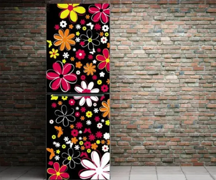 стильный в цветочек холодильник